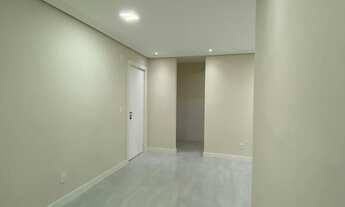 Imagem 3: Apartamento á venda com 2 dormitórios no bairro Espinheiros em Itajaí - SC