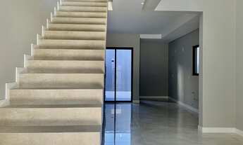 Imagem: Sobrado Alto Padrão no Centro de Itajaí