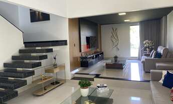 Imagem 6: Casa de cinema: um Jardim Suspenso na Ponte Alta do Gama - 368m² de encantos