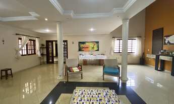 Imagem 5: Casa com excelente estrutura em lote grande - Preço baixo (ideal para reformar