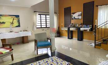 Imagem 4: Casa com excelente estrutura em lote grande - Preço baixo (ideal para reformar