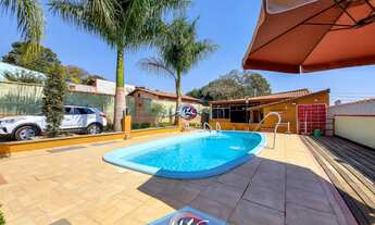 Imagem 2: Venda - Maravilhosa Chácara Reformada em Caxambu com 3 Dormitórios e 1 Suíte com