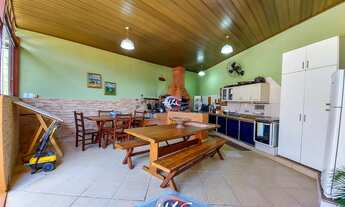 Imagem 5: Venda - Maravilhosa Chácara Reformada em Caxambu com 3 Dormitórios e 1 Suíte com