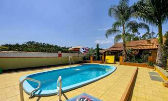 Imagem 3: Venda - Maravilhosa Chácara Reformada em Caxambu com 3 Dormitórios e 1 Suíte com