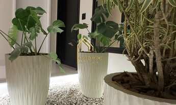 Imagem 5: Residência de Luxo com Piscina e 4 Suítes Master no Condomínio