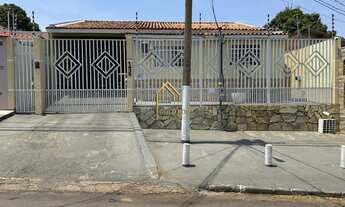 Imagem: Casa à Venda no Bairro Cristo Rei em Várzea