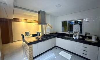 Imagem 5: Lindo Sobrado à Venda – Rua sem Saída com Guarita e Segurança