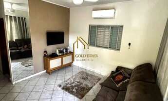 Imagem: Casa à Venda �� Rua Pública Santa Amália