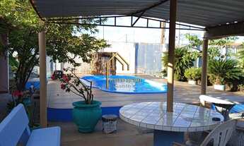 Imagem: Casa á Venda com Piscina e Área Gourmet