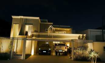 Imagem: Lindo Sobrado à Venda Rua sem Saída