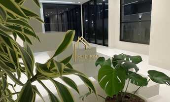 Imagem 3: Residência de Luxo com Piscina e 4 Suítes Master no Condomínio