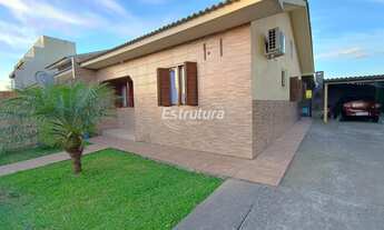 Imagem 2: Linda Casa na Pinheiro Machado com excelente localização e com dois dormitórios