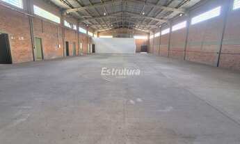 Imagem: Pavilhão amplo em Ótima Localização