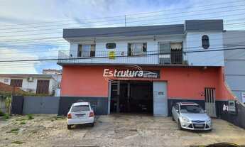 Imagem: Sobrado próximo ao bairro Dores