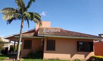 Imagem 3: Casa bem localizada , em bairro nobre, 4 dorm. 01 suíte, piscina, churrasqueira