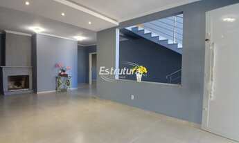 Imagem: Casa semimobiliada de 3 Suítes com sala