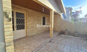 Imagem 2: Linda casa mista com três dormitórios