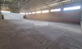 Imagem 5: Pavilhão amplo em Ótima Localização: 5 Salas, Cozinha e 2 Banheiros