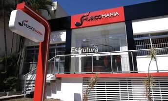 Imagem: Casa comercial com 10 salas comerciais e