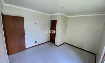 Imagem 2: Apartamento Térreo espaçoso, 3 quartos + dependência, garagem privativa para 2 c