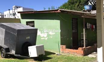 Imagem 3: Terreno com 3 residências e 1 sala comercial, excelente empreendimento para você