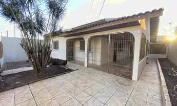 Imagem: Casa com 3 Quartos no Jd. Das Palmeiras