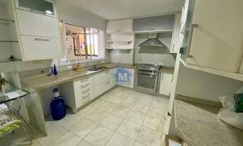 Imagem 4: OPORTUNIDADE- Amplo Apartamento semimobiliado no Centro, 1 Suíte e 2 Quartos, 191 m²!