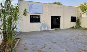 Imagem: Sala Comercial no Centro, com estacionamento