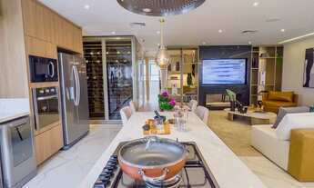 Imagem: Apartamento à Venda -244m²