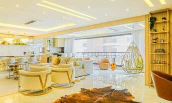 Imagem: Apartamento Mobiliado com 228m² a Venda