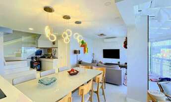 Imagem 6: Lindo e moderno Triplex a Venda mobiliado com 212m²