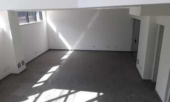 Imagem 7: Excelente prédio comercial no Centro de Apoio II em Alphaville