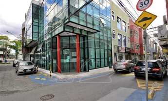 Imagem 1: Excelente prédio comercial no Centro de Apoio II em Alphaville