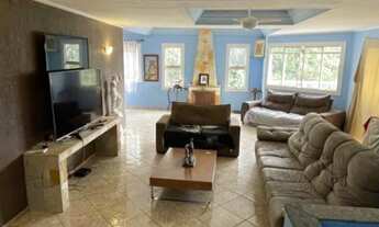 Imagem 4: Casa com 880m² de Terreno e 420m² de área Construída -Venda