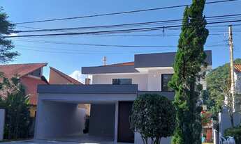 Imagem: Casa com 300m² de área construída a venda