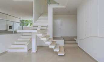 Imagem 6: Linda casa de 442m² Disponível para Venda