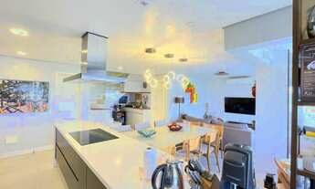 Imagem 5: Lindo e moderno Triplex a Venda mobiliado com 212m²