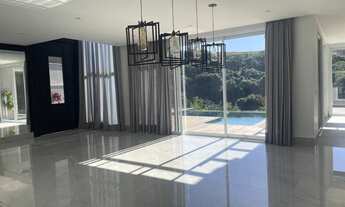 Imagem 6: Casa a Venda de AT:740m² e AC:480m²!