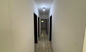 Imagem 7: Casa Comercial com 378m² no Renascença I – Ideal para Escritórios e Clínicas