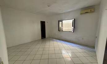 Imagem 6: Casa Nascente com 2 Vagas e Espaço para Ampliar – 200m² de terreno