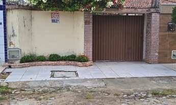 Imagem: CASA PLANA ENTRE AV. JOSÉ LEON E RUA VEREADOR