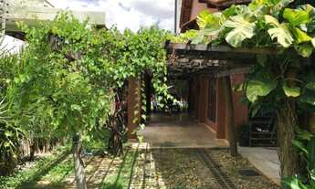 Imagem 5: Casa Solta à Venda no Calhau – 815m² com Piscina, Jacuzzi e Energia Solar