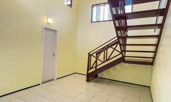 Imagem 6: Excelente casa duplex em rua privativa