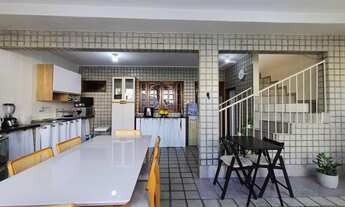 Imagem 7: Casa à venda, no Prado, 7/4 sendo 4 suítes, 3 wc, 372 m2, 2 vagas de garagem