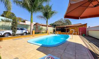 Imagem 2: Venda - Maravilhosa Chácara Reformada em Caxambu com 3 Dormitórios e 1 Suíte com