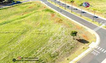 Imagem: Venda Terreno 2.500m² de Esquina
