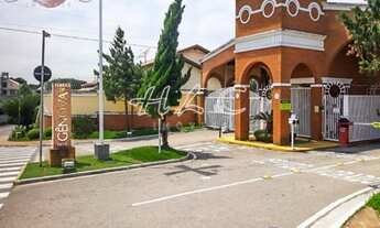 Imagem 4: Terreno à Venda no condomínio Terras de Genova - lote em declive com uma vista p