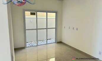 Imagem 2: Casa em Condomínio de Luxo em Jundiaí-SP, 3 quartos, 1 suíte, 3 banheiros, 2 vag