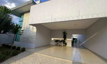 Imagem: Casa à Venda no Bairro Jardim Sul em Uberlândia