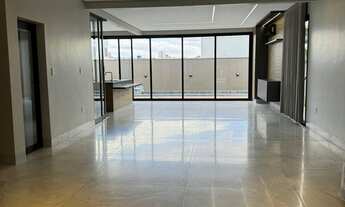 Imagem 2: Sobrado à Venda no Bairro Granja Marileuza em Uberlândia